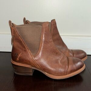 Timberland Sutherlin Bay Chelsea Boot- women’s 8